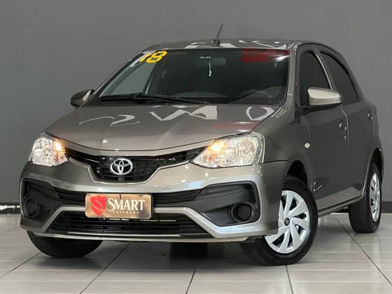TOYOTA ETIOS 1.3 X 16V FLEX 4P AUTOMÁTICO TOYOTA ETIOS 1.3 X 16V FLEX 4P AUTOMÁTICO